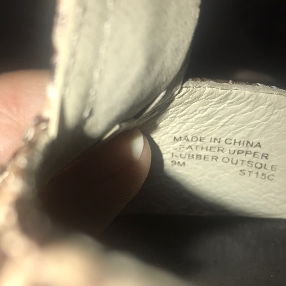 🆕NIB Michael Kors womens Berkley T strap embossed leather python open toe heels - Picture 3 of 7